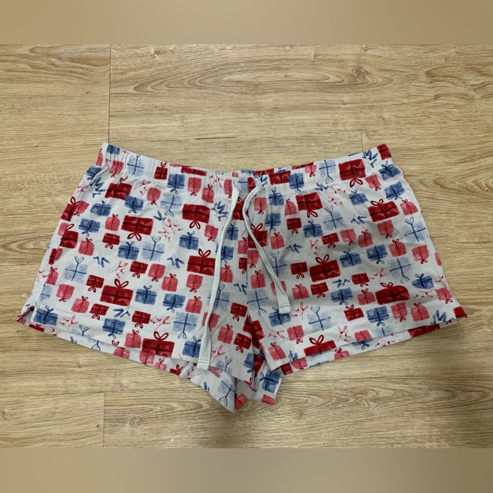 Joe Fresh Red and Blue Gift Pattern Women's Athletic Shorts